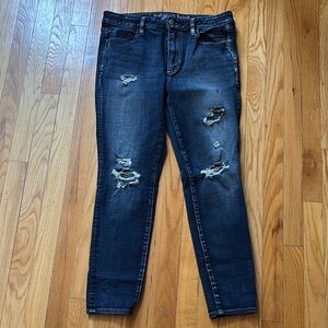 American Eagle Super Stretch Distressed Blue Jeans